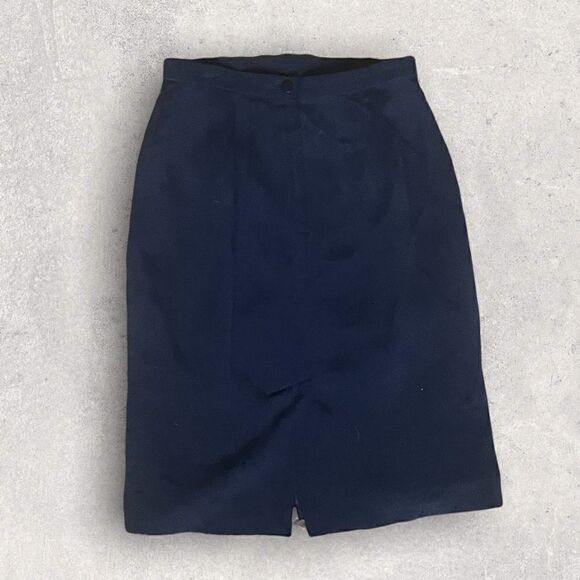 Travis Ayers | EUC Vintage Women’s 100% Silk Navy Blue Pencil Skirt Size 2P - Picture 8 of 10